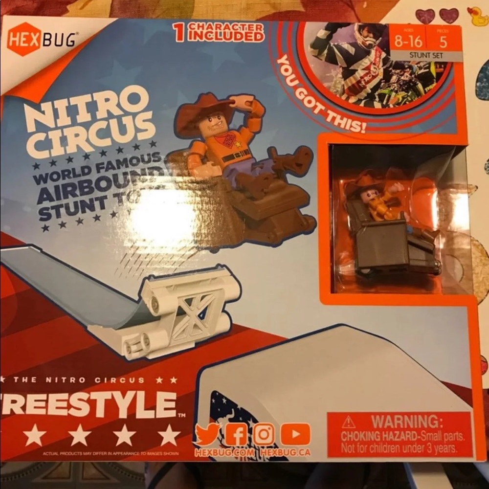 Hex bug nitro circus